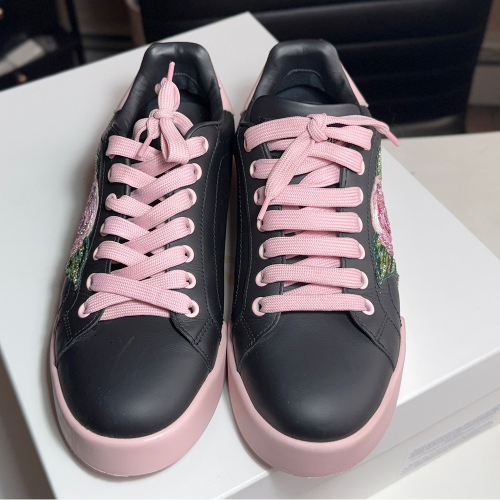 Dolce & Gabbana Black and Pink Floral Sneakers - Picture 5 of 6